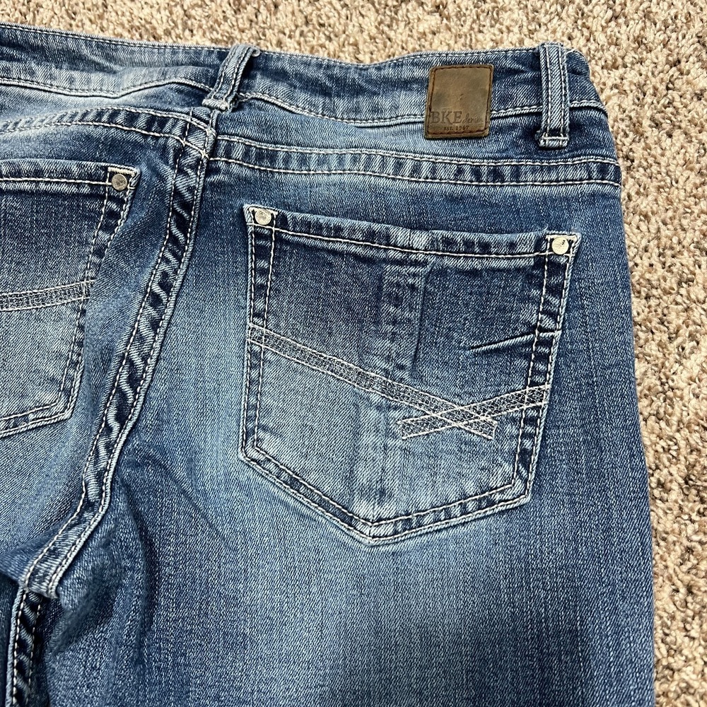 BKE Jeans Women's 28L Stella Mid Rise Bootcut Medium Wash Stretch Denim Whiskers